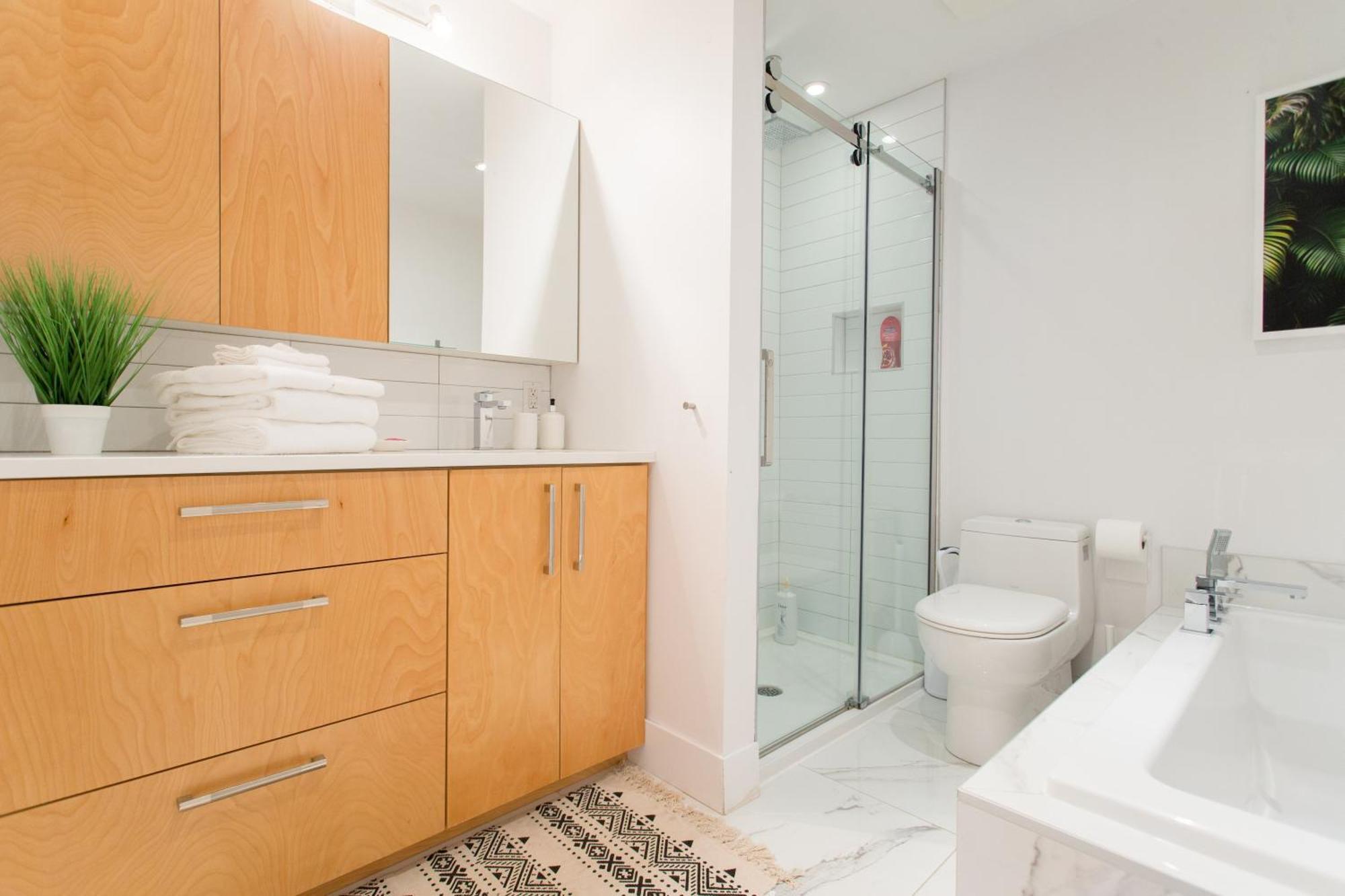 Hip, Stylish In Little Italy By Den A Appartement *