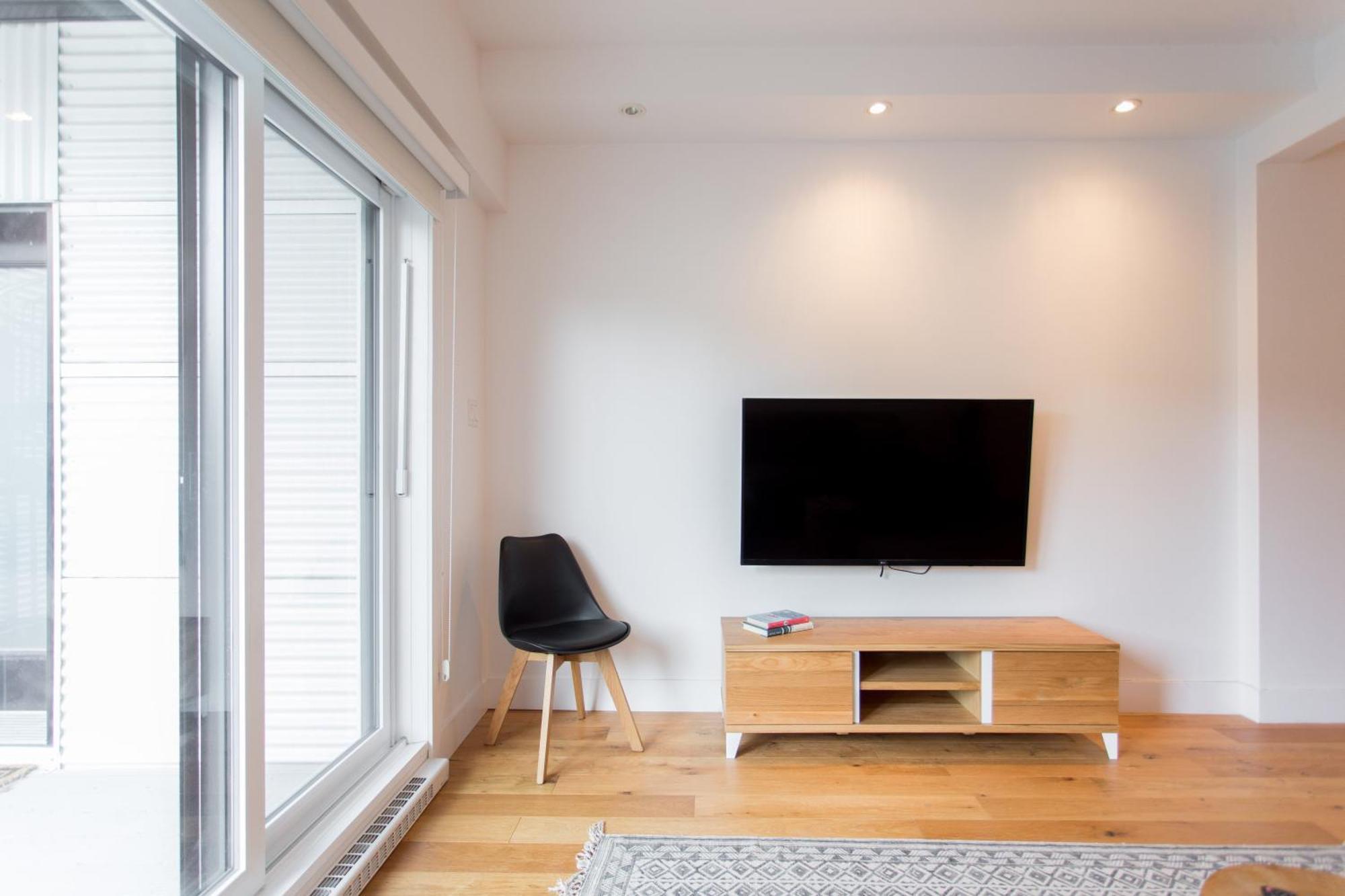 Appartement Hip, Stylish In Little Italy By Den A